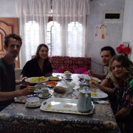 Mirissa Niraj Guest Hotel Luaran gambar