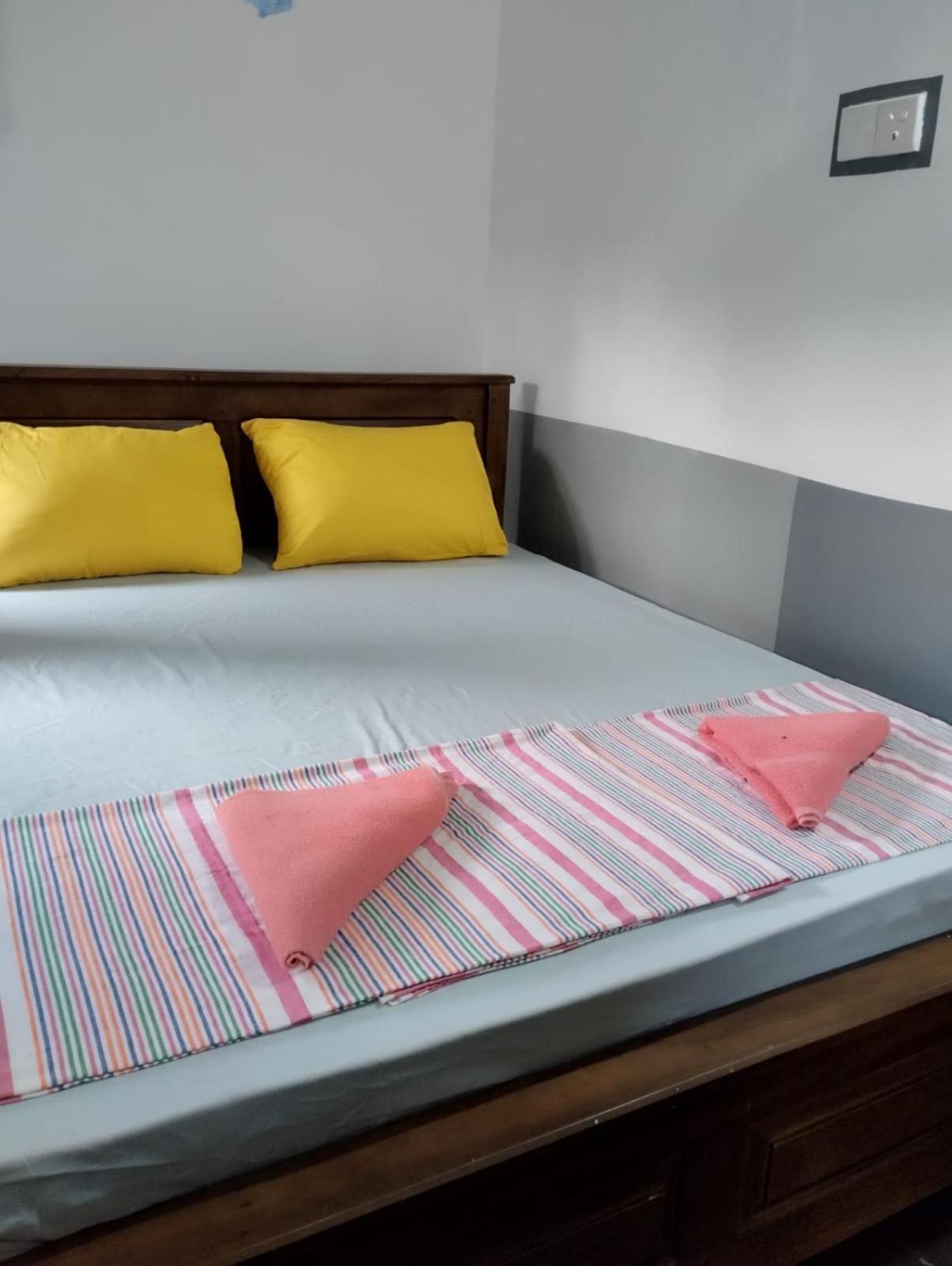 Mirissa Niraj Guest Hotel Luaran gambar