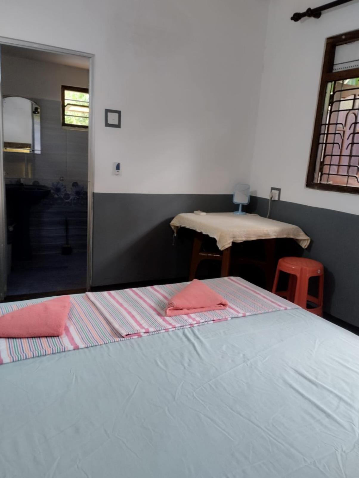 Mirissa Niraj Guest Hotel Bilik gambar